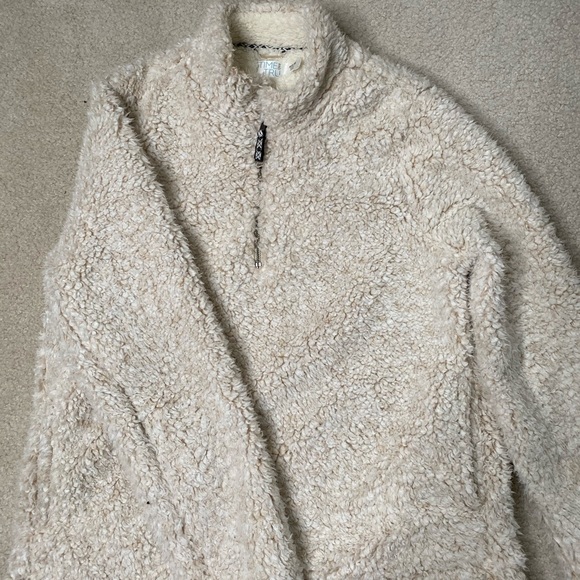 Sweater - Picture 1 of 1